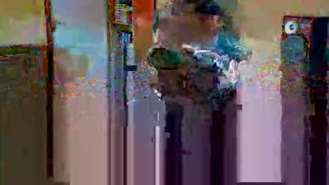 Snapshot of bruno5629 chatting on October 17, 1:04 pm bruno5629 online show from October 17, 1:04 pm