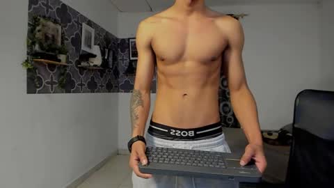 bruno_snow online show from January 11, 4:38 am