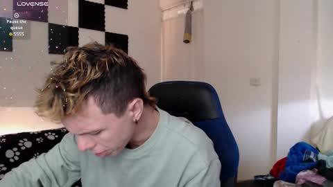 bryamado online show from January 14, 12:14 pm