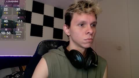 bryamado online show from October 6, 10:47 pm