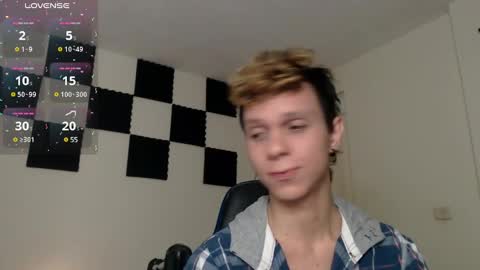 bryamado online show from March 8, 3:37 am