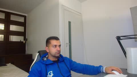 BryceReign online show from April 25, 4:37 am