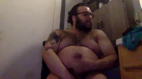 bttmchub98 online show from October 7, 4:38 am