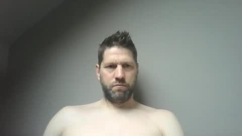 bubblebee1982 online show from April 2, 6:43 am