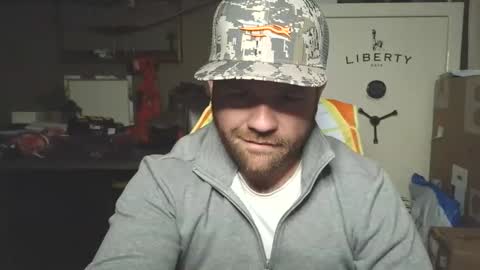 buckwild69204 online show from December 18, 11:23 pm