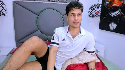 Buddy Whitte online show from February 13, 12:28 am