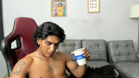 bull_cam online show from February 26, 4:36 am