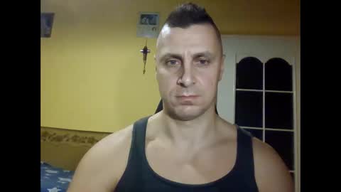 Snapshot of bzykacz1988 chatting on October 19, 10:35 pm bzykacz1988 online show from October 19, 10:35 pm