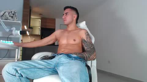 caishenx online show from July 24, 2:42 am