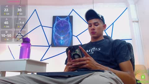 Valerio  online show from December 13, 8:15 pm