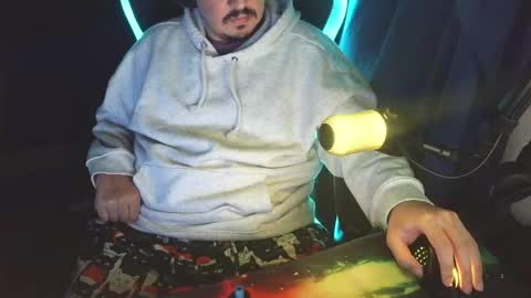 CallMeDusk online show from April 30, 2:40 am