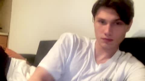 calvin_win online show from June 3, 9:09 pm