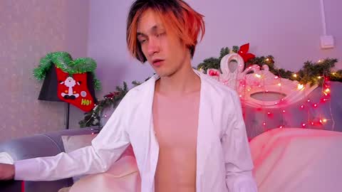 Calvin Owens online show from December 24, 3:49 am