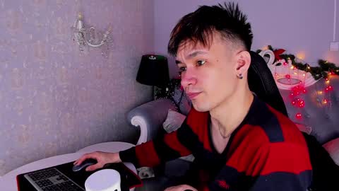 Calvin Owens online show from January 19, 4:33 am