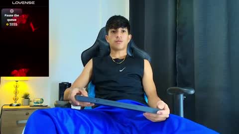 Camilo Bass online show from June 6, 1:11 am