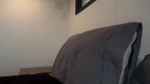 canadianboy204 online show from June 14, 1:47 am