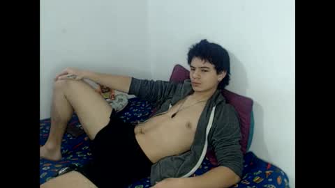 carapalida9008 online show from November 20, 11:53 am