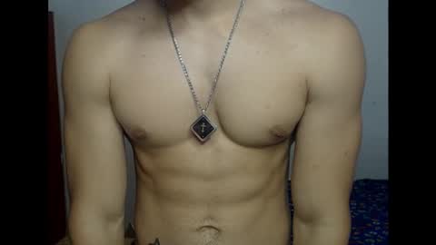 carapalida9008 online show from November 11, 2:22 pm