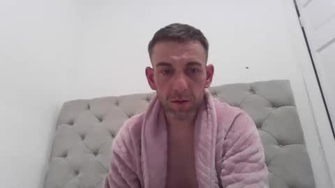 caravanboy2207 online show from March 2, 11:01 pm