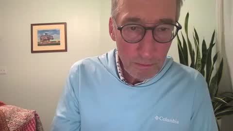 Caressluving online show from August 8, 5:14 am