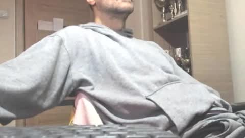 Laz online show from October 28, 10:23 pm