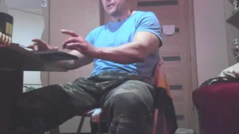 Laz online show from April 14, 6:46 am