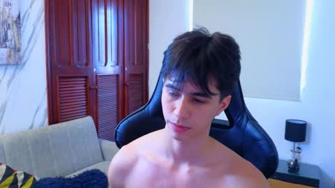 carl_dixon online show from April 9, 6:47 pm