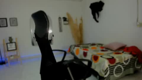 master online show from November 1, 1:37 pm