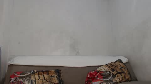 Snapshot of carlos_bigger chatting on October 8, 12:37 am Carlos online show from October 8, 12:37 am