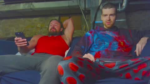 casey online show from December 14, 3:29 am