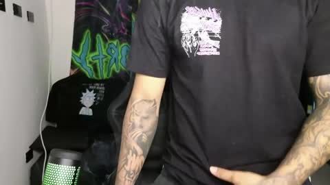 cash_master777 online show from February 23, 10:33 pm