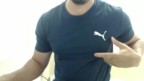 cashmastermuscle77 online show from February 3, 10:20 am