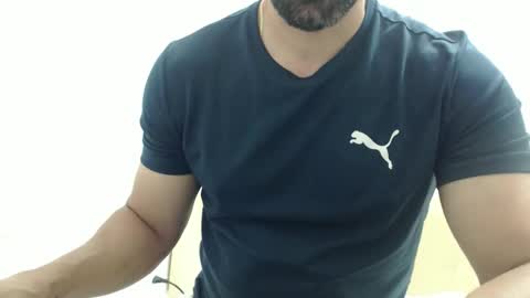 cashmastermuscle77 online show from November 26, 10:29 am