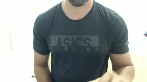 cashmastermuscle77 online show from March 10, 10:32 am