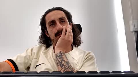 cayu_frensh94 online show from December 21, 2:47 pm