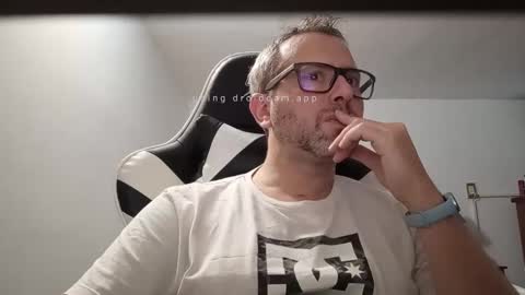 Tomys online show from October 26, 7:27 pm