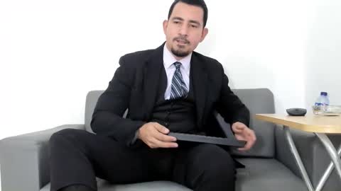 Snapshot of cesar_dant chatting on September 22, 4:28 pm Cesar online show from September 22, 4:28 pm