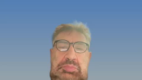 Snapshot of champsex305610 chatting on January 8, 4:34 am champsex305610 online show from January 8, 4:34 am