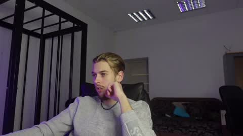 CHARLES SINS online show from February 6, 1:32 pm