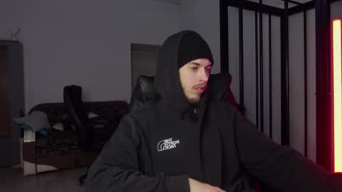 CHARLES SINS online show from February 19, 1:17 pm