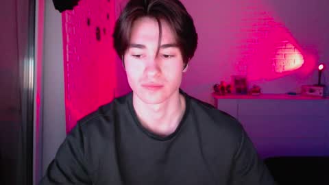 charleshanson69 online show from April 4, 6:49 pm