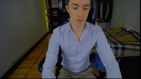 carlos reyes online show from January 15, 8:40 am