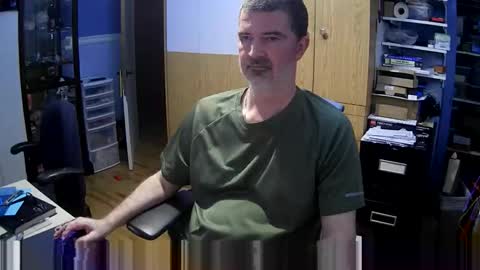 wanaBeYourToy online show from April 12, 9:27 pm