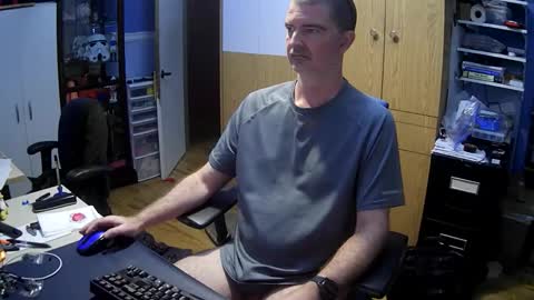 wanaBeYourToy online show from December 17, 3:30 pm