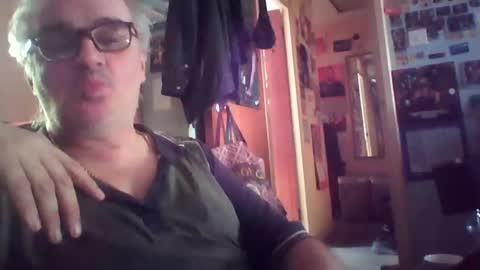 lee online show from August 1, 1:10 pm