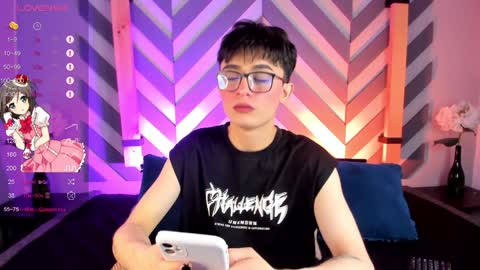 Snapshot of cherryy_boy chatting on January 24, 12:41 pm Matias online show from January 24, 12:41 pm