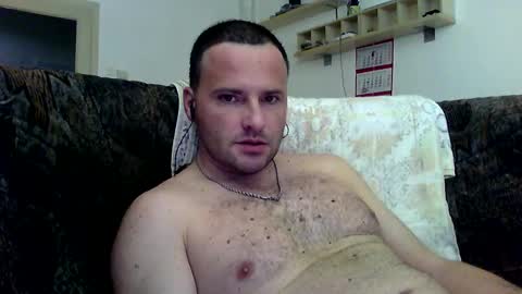 Snapshot of cheryloverboy chatting on January 5, 4:47 am cheryloverboy online show from January 5, 4:47 am