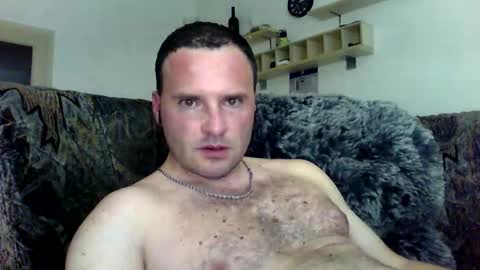 Snapshot of cheryloverboy chatting on January 24, 1:13 am cheryloverboy online show from January 24, 1:13 am