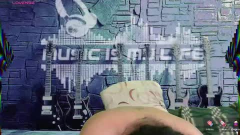 Enrique online show from February 11, 6:33 pm