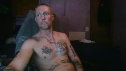 chiraq3232 online show from February 22, 7:10 am